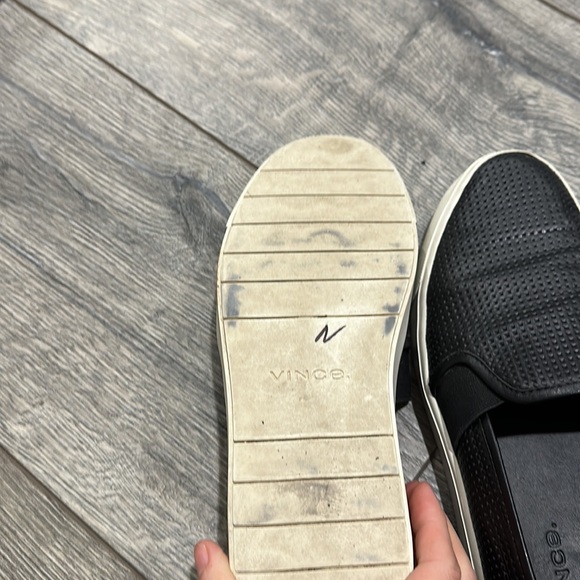 • Vince • Women’s Blair 5 Perforated Slip-On Sneakers Leather Black White 7 - Picture 5 of 5